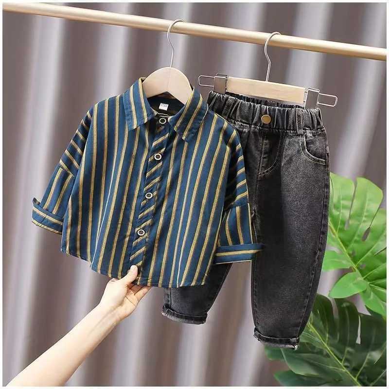 Clothing Sets Boys Set Spring And Autumn 2024 New Handsome Net Red Shirt Childrens Fashionable Baby Shirt Jeans Two Piece Set Kids Clothing