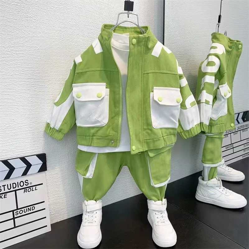 Clothing Sets Boys Workwear Set 2024 Spring and Autumn Childrens Sports Two Piece Set Childrens Fashion Letters 2 Pcs Kids Outfits
