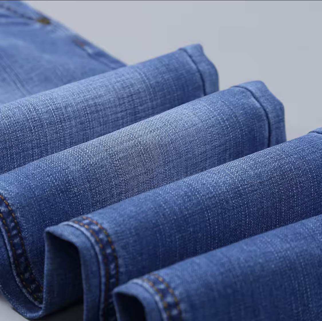 Designer men's jeans for daily wear, outdoor business denim pants, personalized and successful men's outfits