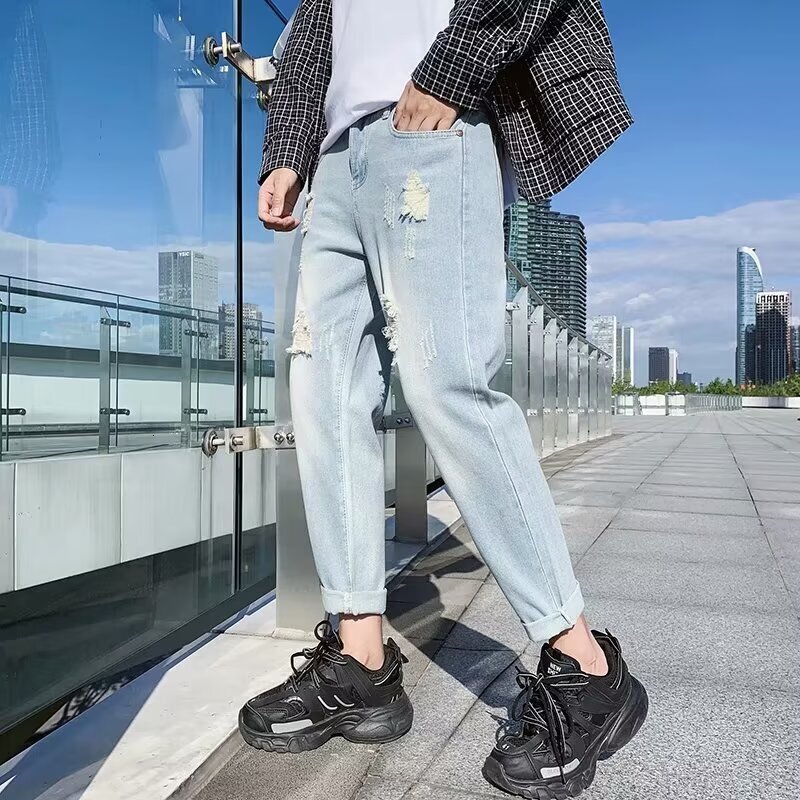 Summer thin cut cropped jeans men's light colored small leg Korean version trendy beggar 9-point pants
