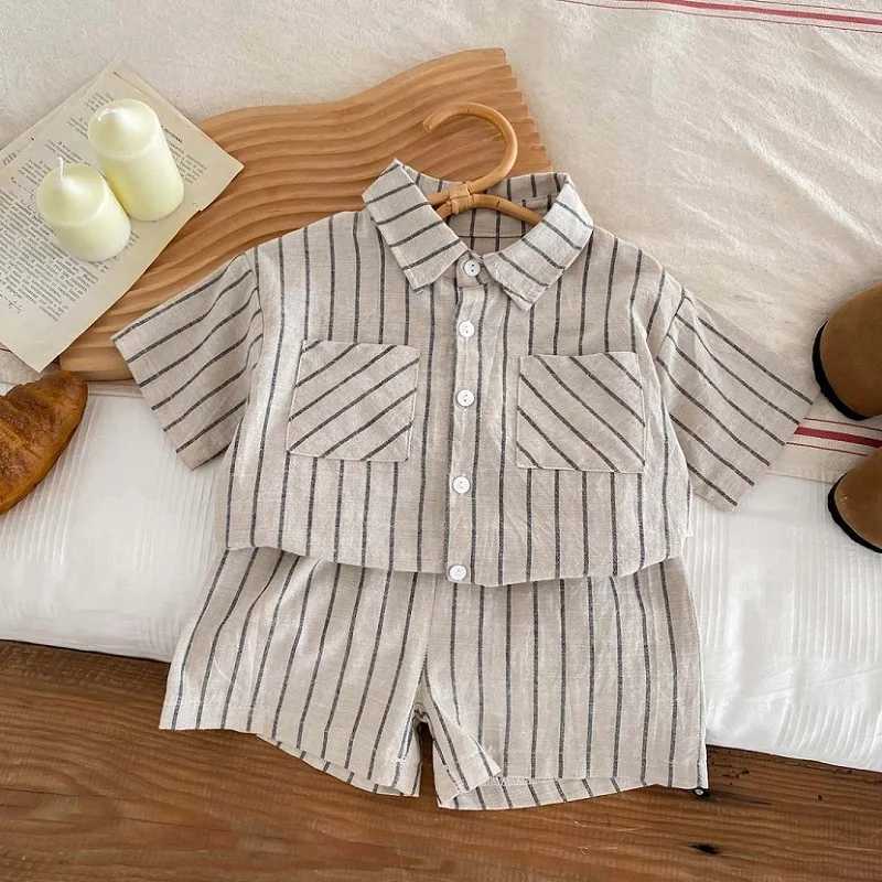 Clothing Sets Baby clothes 0-5-year-old baby retro striped short sleeved sports set 2024 summer childrens lapel shirt loosecasualtwo-pieceset 3KGV