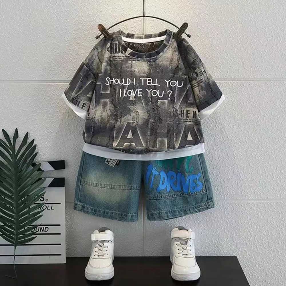 Clothing Sets Boys Set Summer 2024 New Western Style Childrens Middle and Big Boys Summer Fashion Korean Style Short Sleeve Two Piece Set