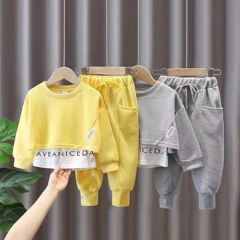 Clothing Sets Girls Set 2023 New Spring and Autumn Fashionable Childrens Wear Korean version Childrens Sports and Leisure Two Piece Set