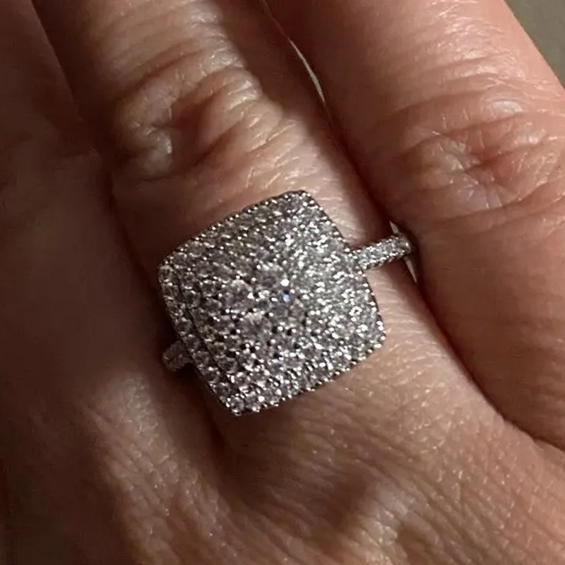 Fashion Wedding Moissanite Ring Sparkling Women Luxury Jewelry 925 Sterling Silver Pave White Sapphire CZ Diamond Gemstones Female Eternity Engagement