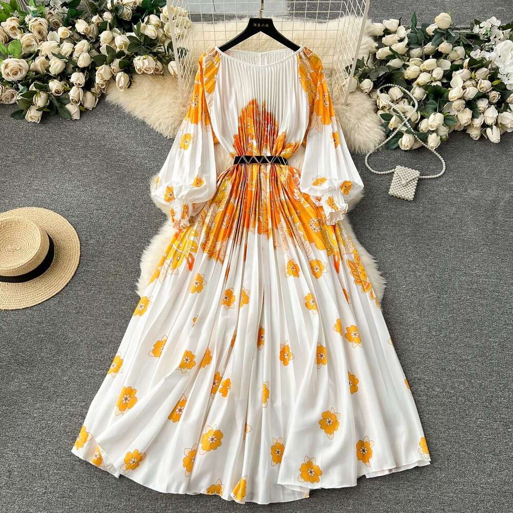 Feng 2024 New Womens Dress with Extra Large Print, Pleated Pleats, Waistband, and Holiday Dress Temperament Waist Novelty SKINNY DRESS