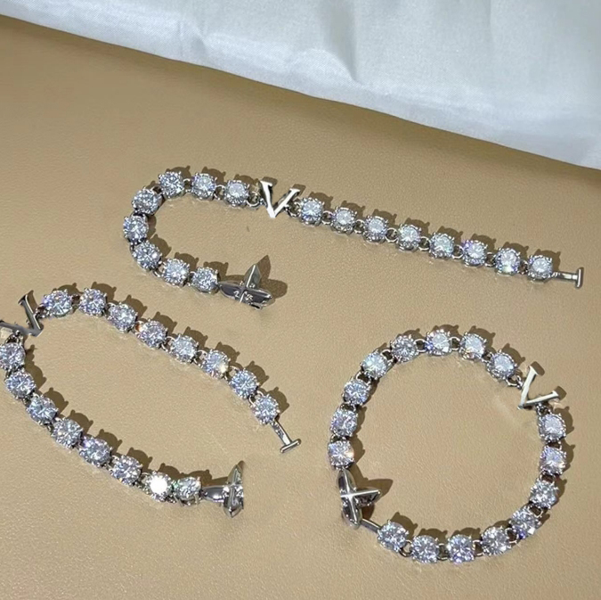 Crystal Bracelet For Women Brand Rhinestone Designer Jewelry Chain With Gift Box For Party Gift