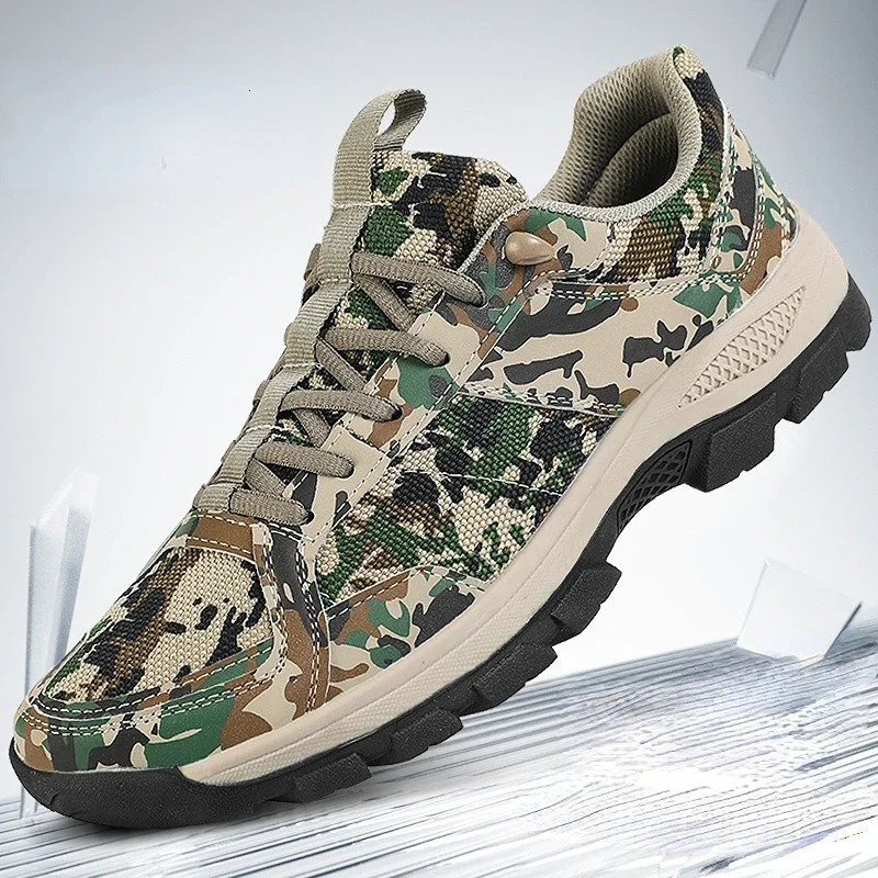 Tactical mens sports shoes mesh hunting shoes mens wear-resistant and breathable sports shoes camouflage anti slip shoes 240715