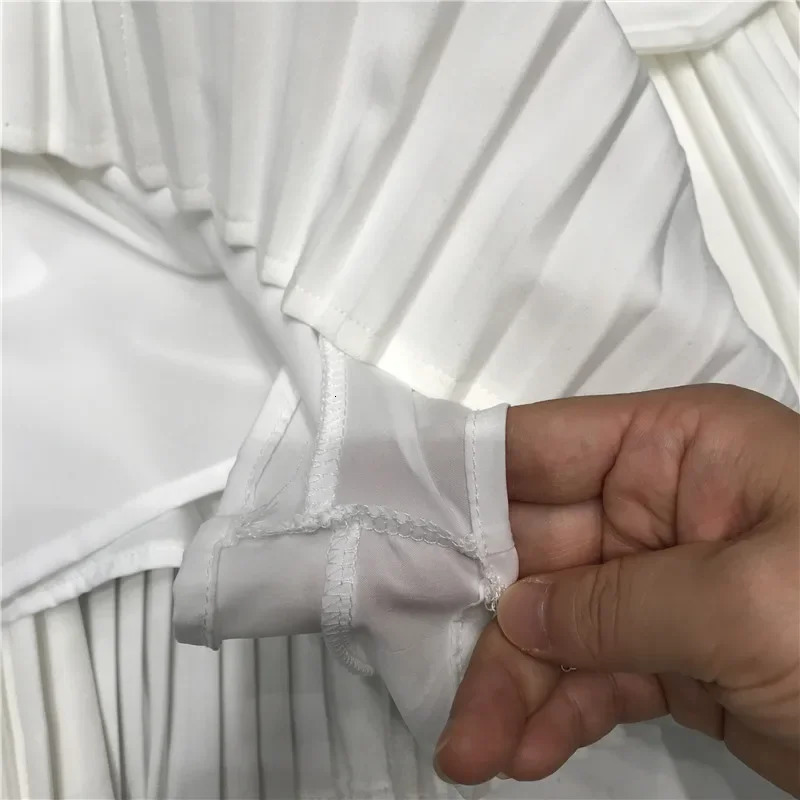 Preppy Style White Pleated A Line Dance Mini Skirts Women Spring Autumn High Waist Pocket Stitching Puffy Short Skirt 240710