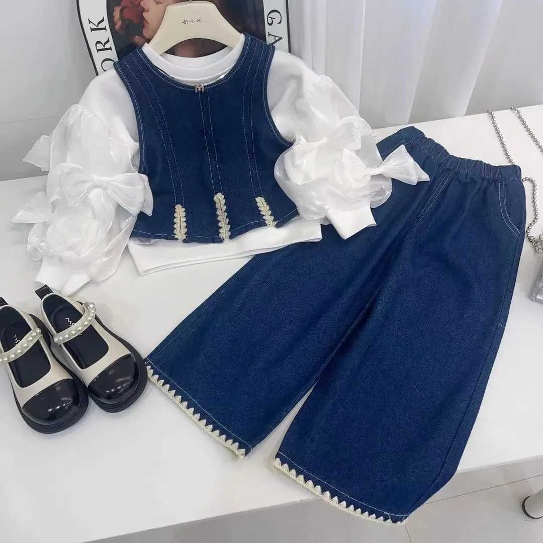 Clothing Sets Kids Girls Denim Set Spring and Autumn 2024 New Childrens T-Shirt Vest Wide Leg Pants Three Piece Set For Girls Korean Edition