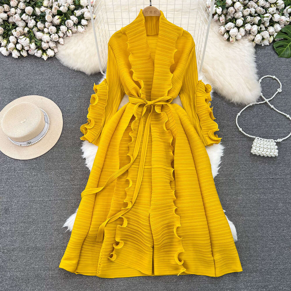 Summer Gentle French Fairy Skirt with Heavy Industry Auricular Lace Design, Unusual Tie Up Waist Fold Dress Waist Novelty Loose Bifurcated Lace Dress 