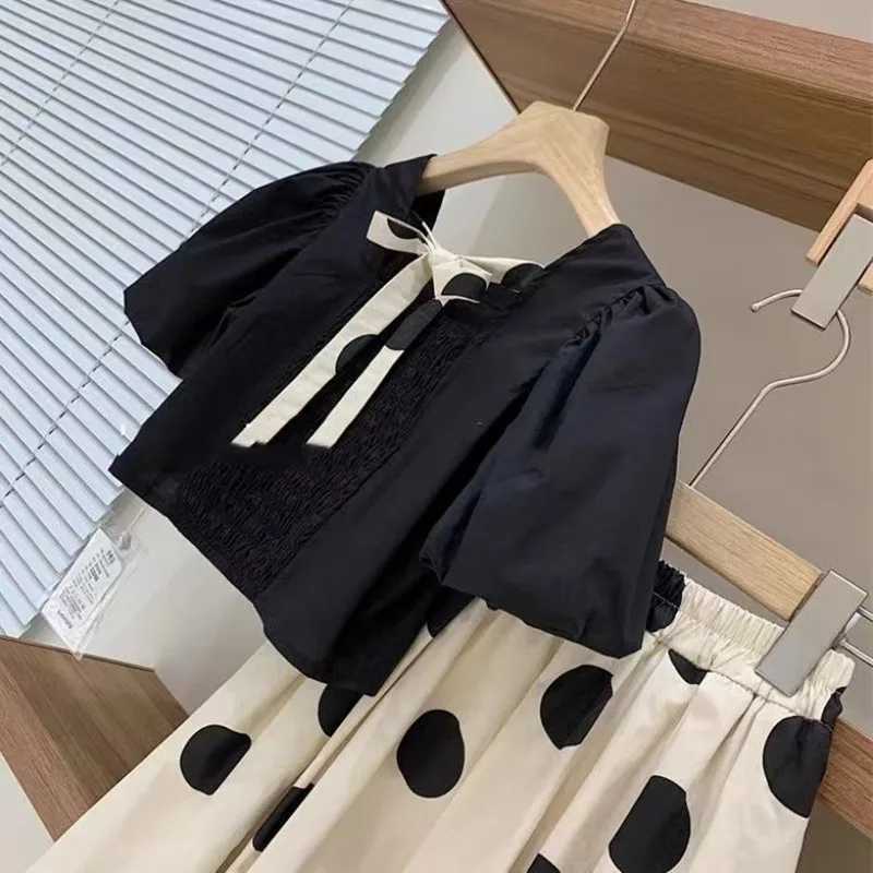 Clothing Sets Summer Girls Clothing Set New Childrens Cotton Square Neck Bubble Sleeve Top Round Dot Half Skirt 2-piece Set Childrens Skirt