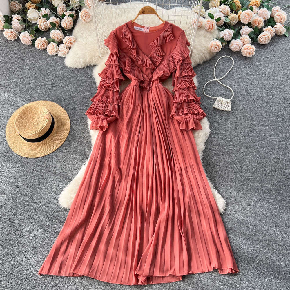 New Fungus Ruffled V-neck Cake Sleeves, Waist Cinched Pleated Long Skirt, Formal Dress Sexy Dress Fishtail Dress Loose Sexy Pregnant Womens Dress Lace