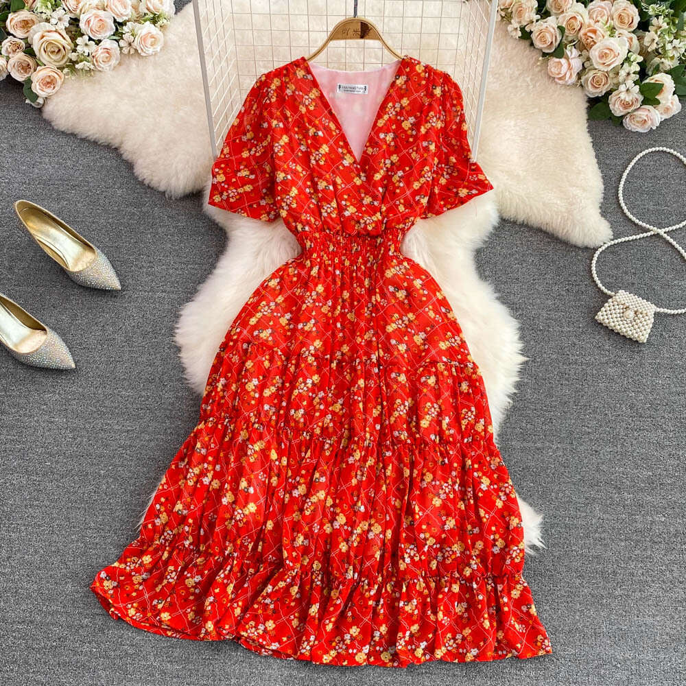 2023 Summer New V-neck Romantic Fragmented Flower A-line and Elegant Style, Slim Waist, Large Swing Long Dress Temperament Novelty Loose Short High Wa