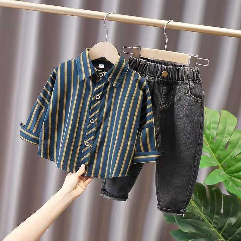 Clothing Sets Boys Set Spring And Autumn 2024 New Handsome Net Red Shirt Childrens Fashionable Baby Shirt Jeans Two Piece Set Kids Clothing