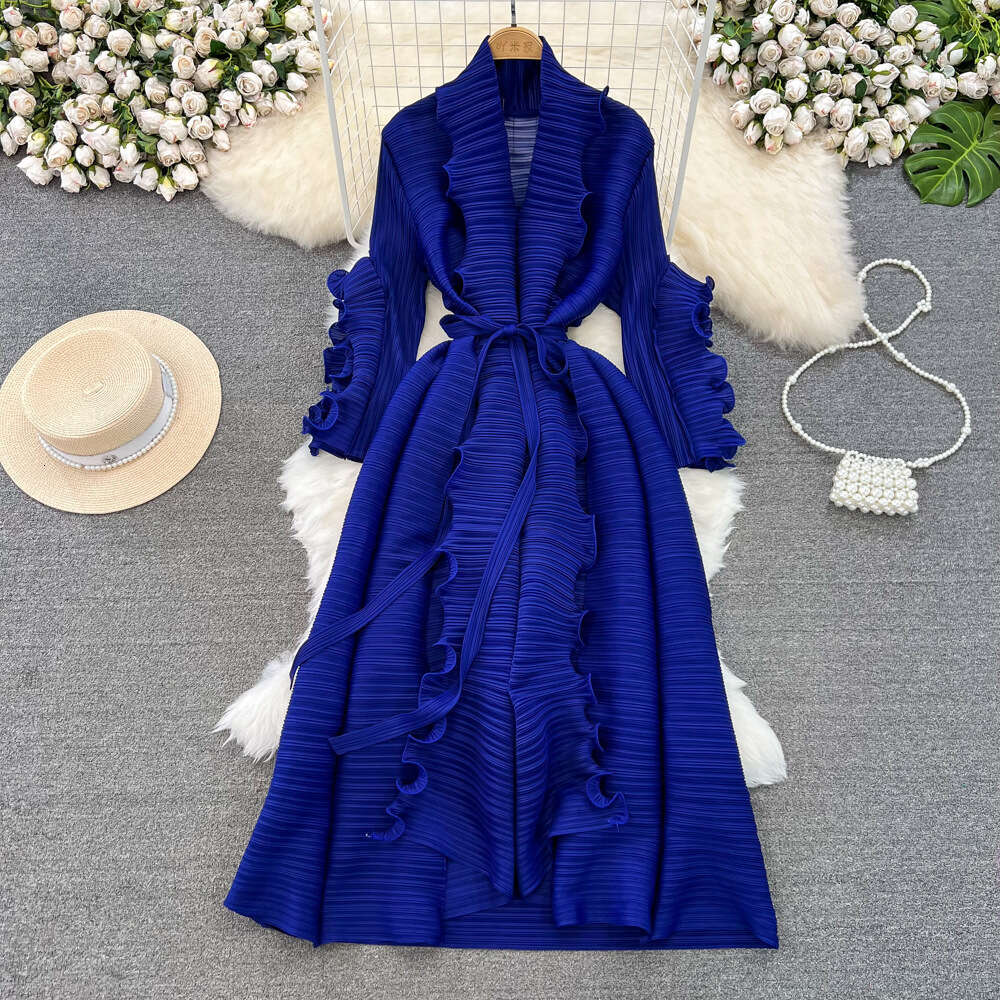 Summer Gentle French Fairy Skirt with Heavy Industry Auricular Lace Design, Unusual Tie Up Waist Fold Dress Waist Novelty Loose Bifurcated Lace Dress 