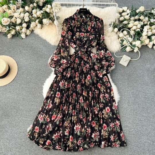 Spring New Sweet Auricularia Edge Button Slim Fit Long Hundred Fold Chiffon Dress with Fragmented Flowers Bubble Sleeves French Womens Temperament Lac