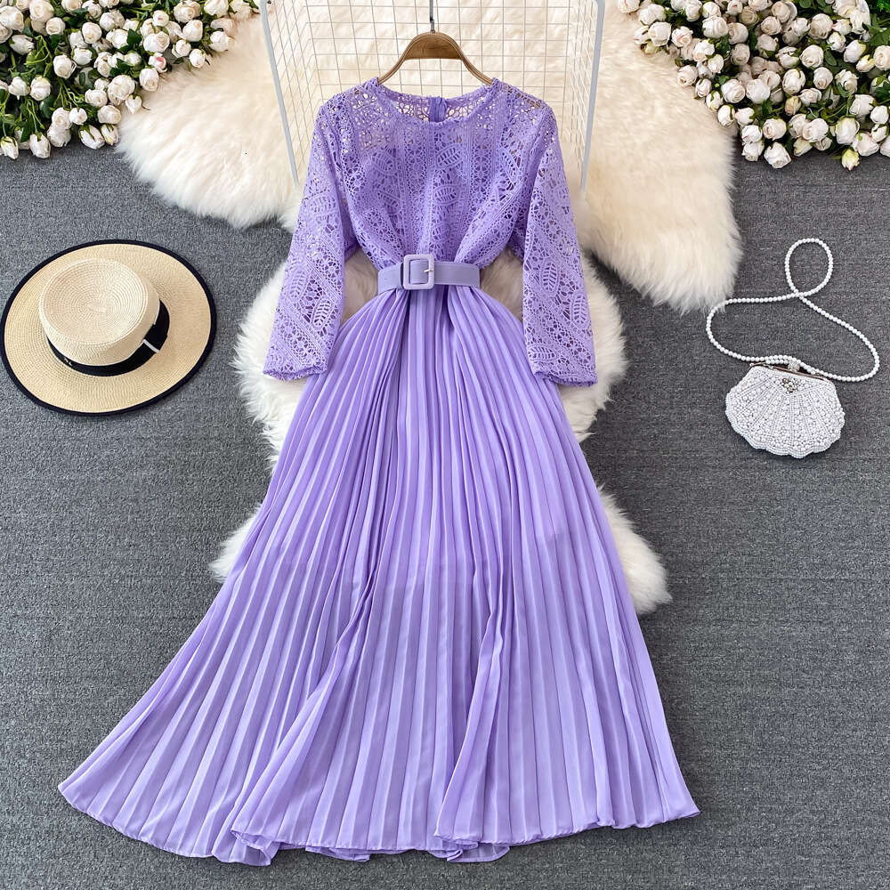 Feminine Socialite Temperament, High Waisted Slim Round Neck with Lace Patchwork Pleats, A-line Dress, Elegant and Large Hem Skirt Round Neck Dress