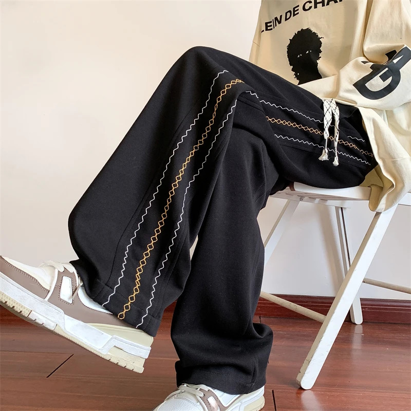 Mens Casual Pants Trendy Loose Wide Leg Pants Side Wave College Style Sports Sweatpants Elastic Waist Man Trousers 240708