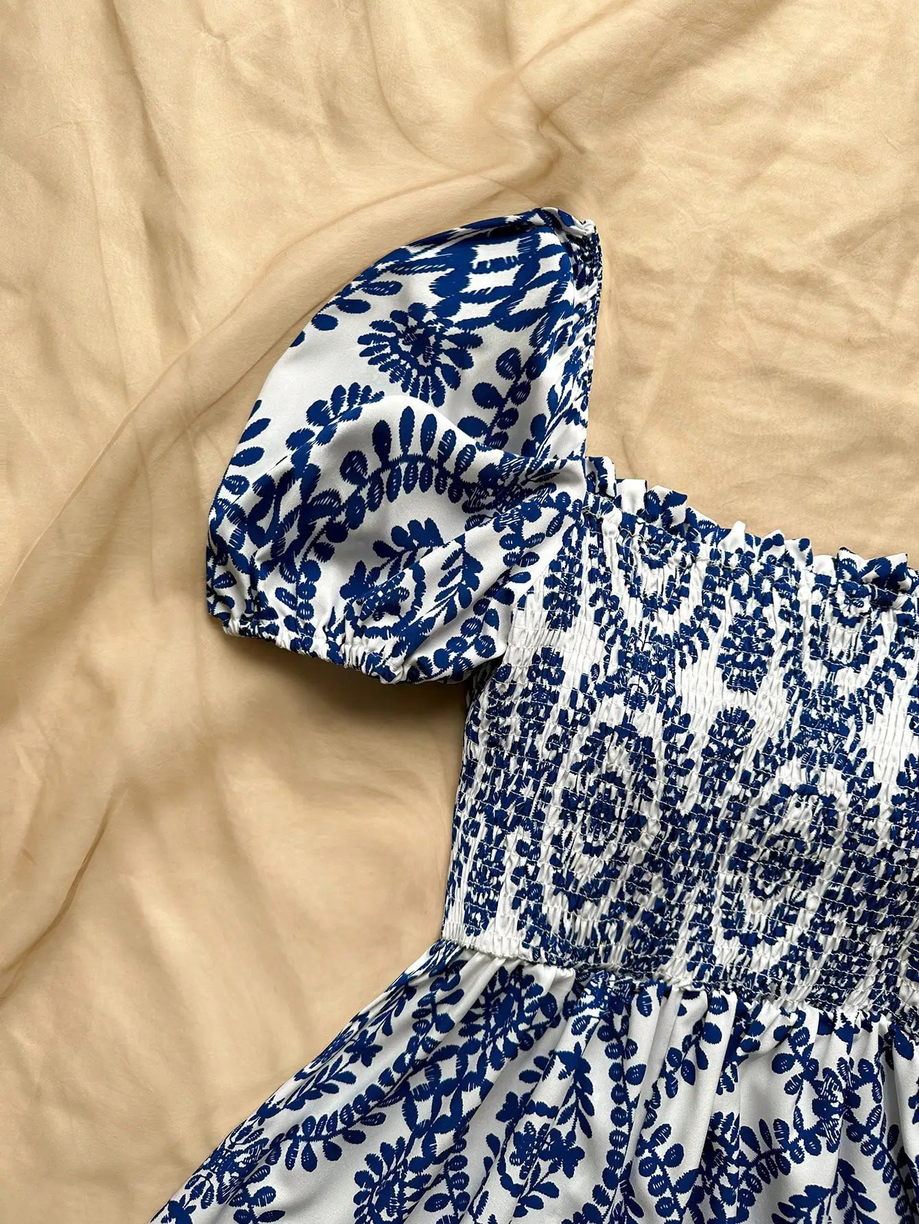 Romantic Leisure Vacay Blue White Printed Floral Romper With Cinched Waist Perfect For Casual And Vacation Womens dress 240715