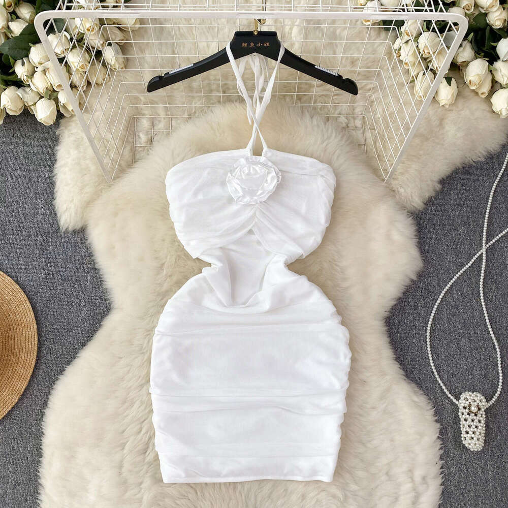 Hanging Neck Dress for Women in Summer, Three-dimensional Flower, Scheming, Pleated, Slim Fitting Style, Sexy Buttocks Wrapped Short Skirt, Trendy Dre