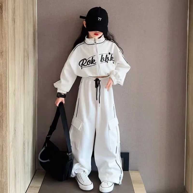 Clothing Sets Girls Spring and Autumn Set 2024 Childrens New Style Trendy Middle and Large Childrens Sports and Leisure Two piece Set
