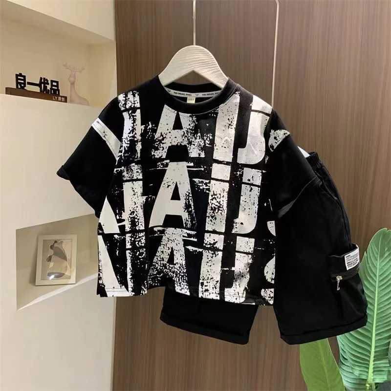 Clothing Sets Boys Summer Clothing Set With Handsome Letters for Big Boys 2-piece 2024 New Childrens Thin Two-piece Set