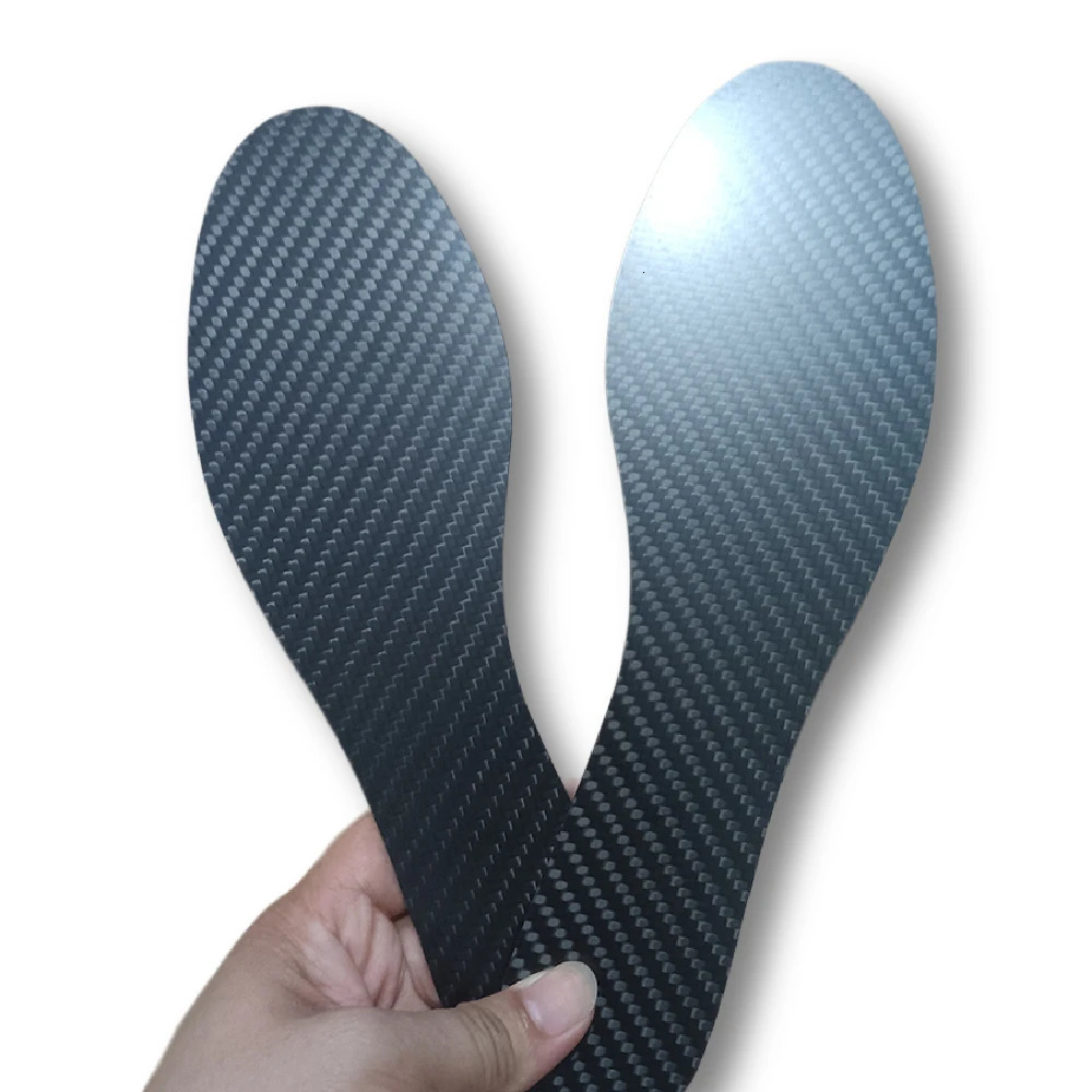High quality 0.8mm 1.0mm 1.2mm thick carbon fiber sports insole for mens sports insoles 240704