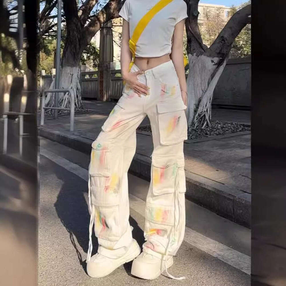 Trendy Brand Jeans for Women, 2024 Spring/summer New Style, American High Street Heavy Industry Graffiti Multi Pocket Workwear Pants Half Pants for Me
