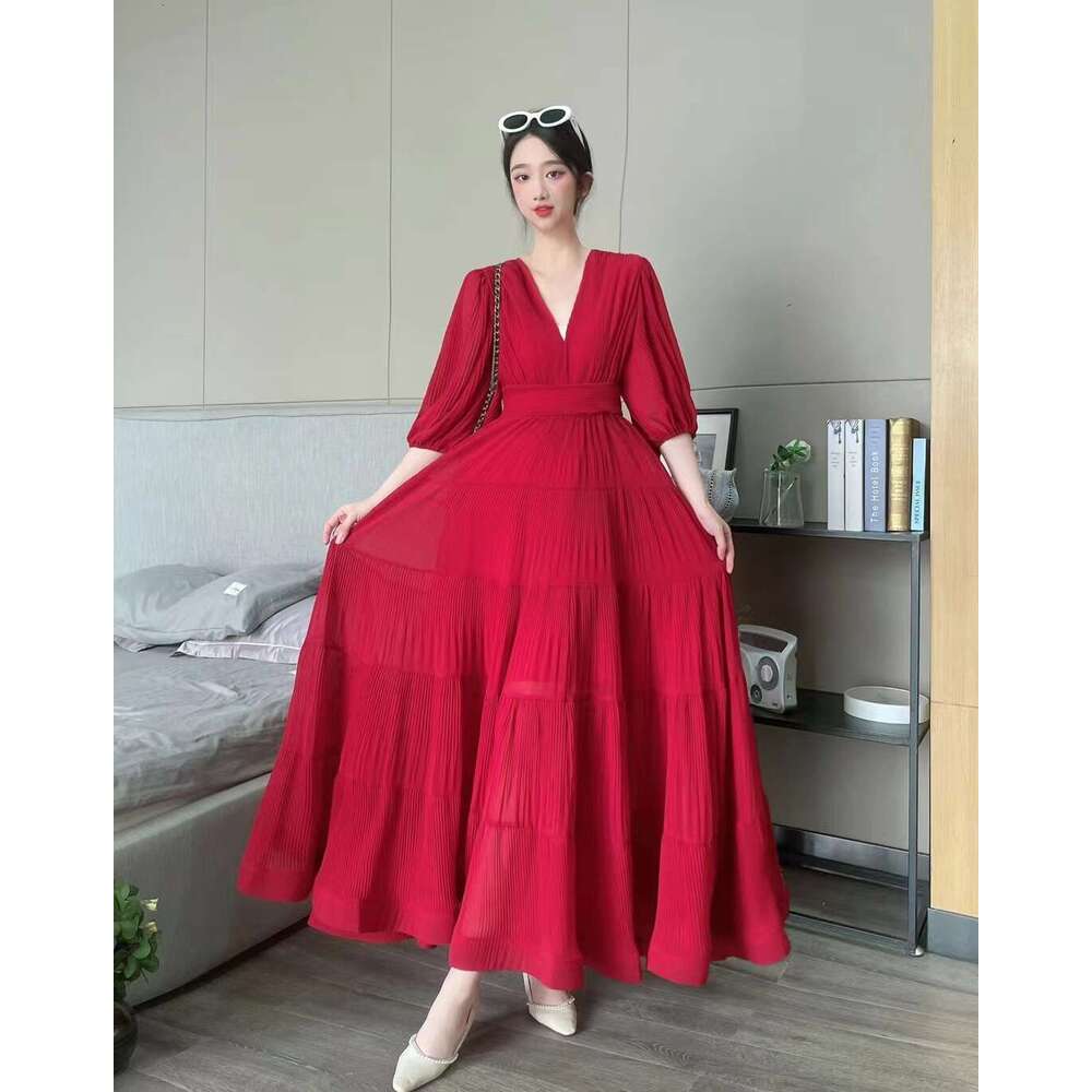 Vacation Seaside New Oversized Layered V-neck with Waist Cinching Temperament, Socialite Pleated Dress, Short Sleeved A-line Dress for Women Silk Dres