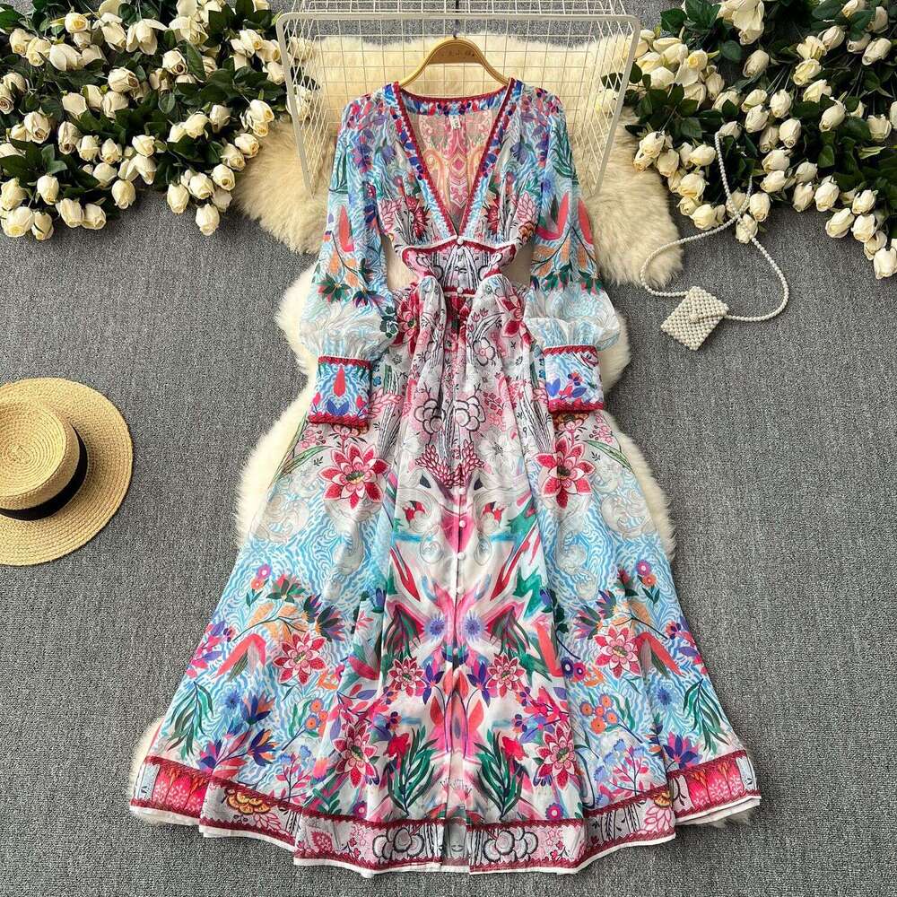 Luxury Vacation Niche Palace Style French Deep V-neck, Waist Cinched Buckle, Printed Long Dress Temperament Sexy High Waist Dress Pregnant Womens Dres