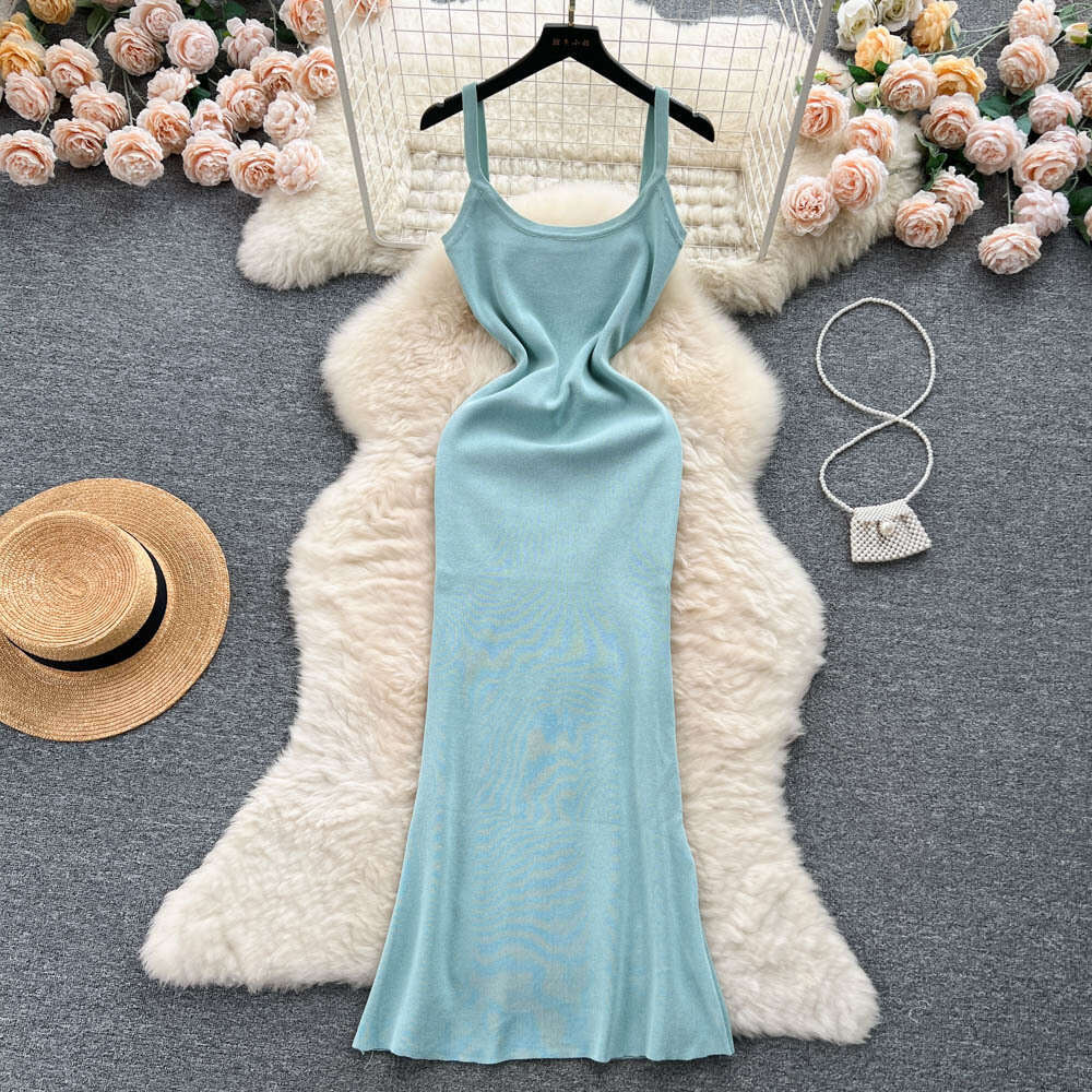 Light Luxury High-end Camisole Knitted Dress for Women in Summer, Minimalist Solid Color Slim Fit, Niche, and Unique Thousand Gold Temperament Skirt