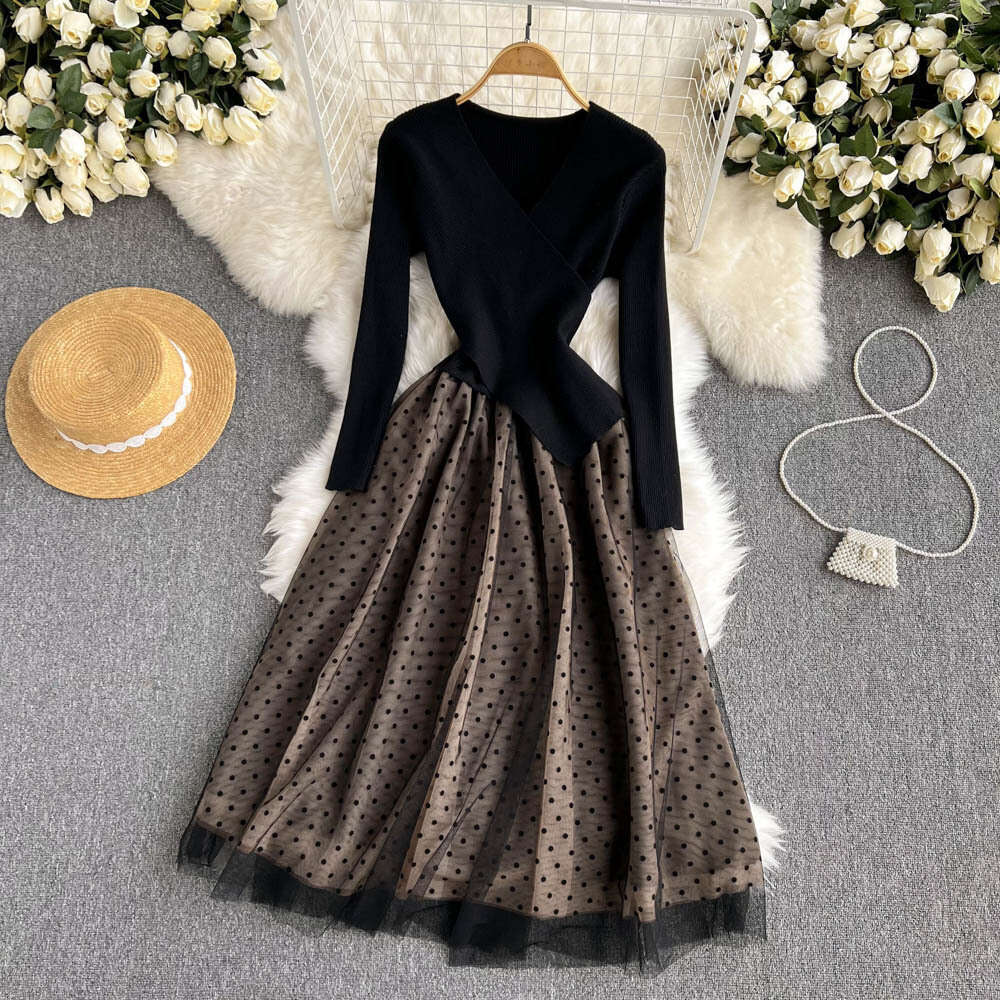 Socialite Temperament Cross V-neck Butterfly Embroidery Fluffy Base Dress Women Autumn and Winter Matching Coat Slim Fit Medium Length Short SKINNY DR