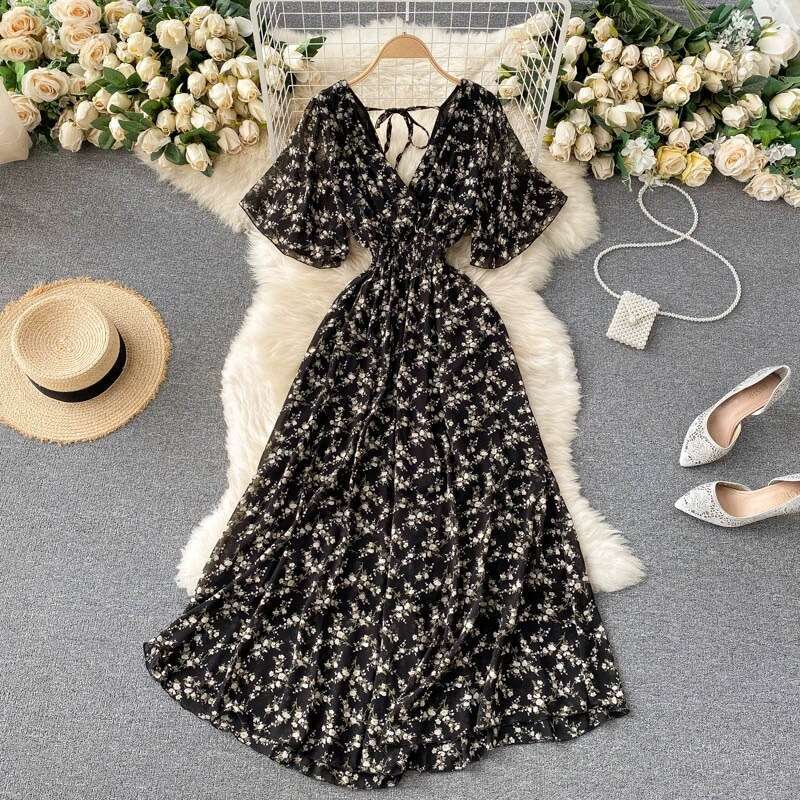 Vacation Dress Summer 2024 New Sexy V-neck Waist Slim and Long Chiffon Flower Beach Skirt Loose Short Sexy Self-cultivation Lace Dress Oversize Dress