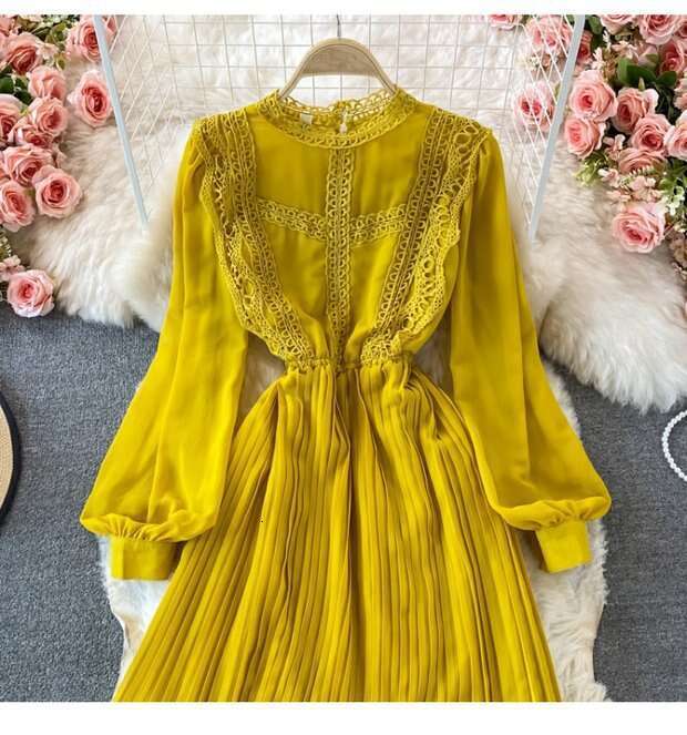 Dressed Lace Patchwork Pleated Chiffon Dress High Waisted and Slim Temperament, Featuring Long Skirt with A Large Hem Loose Waist Lace Dress BOHO DRES