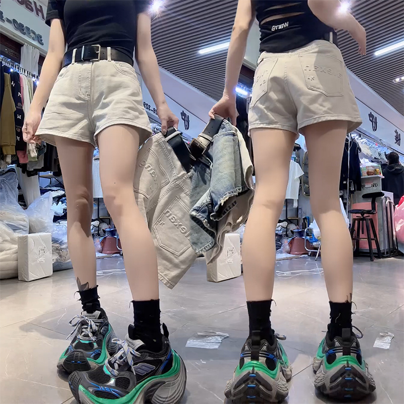 Large size women's 2024 summer high waisted loose denim shorts, fat mm slimming versatile A-line wide leg hot pants
