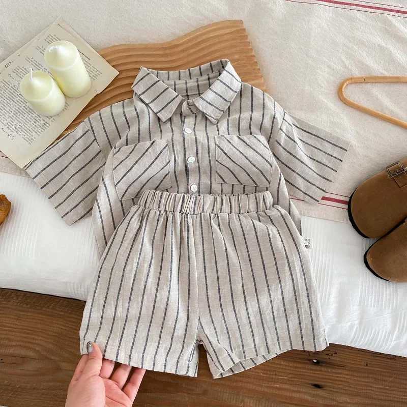 Clothing Sets Baby clothes 0-5-year-old baby retro striped short sleeved sports set 2024 summer childrens lapel shirt loosecasualtwo-pieceset 3KGV