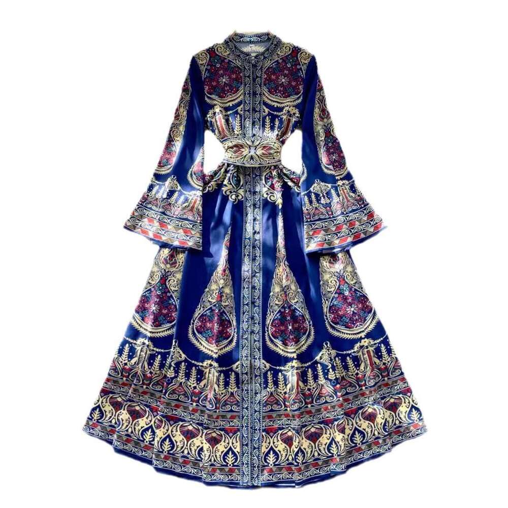 French Palace Style Printed Dress for Autumn Winter with A Waistband Design That Feels Niche, Light Luxury and Fairy Like Long Skirt Pregnant Womens D