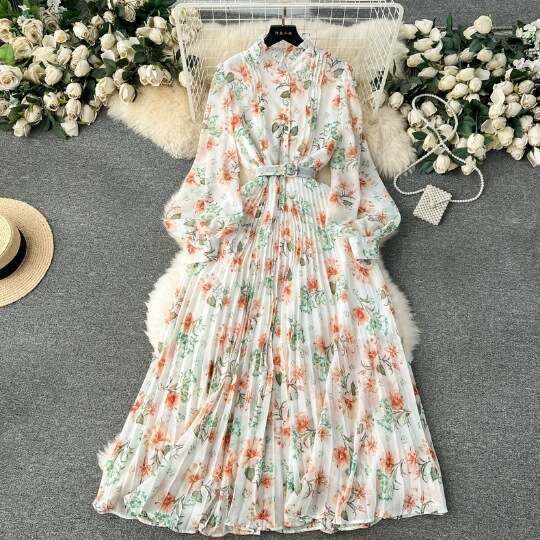 Spring New Sweet Auricularia Edge Button Slim Fit Long Hundred Fold Chiffon Dress with Fragmented Flowers Bubble Sleeves French Womens Temperament Lac