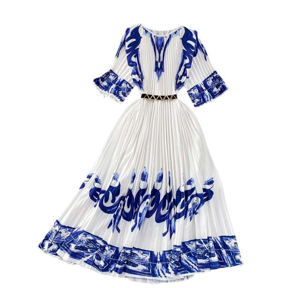 Summer Gentle and Style, Round Neck, Waist Cinched, Slimming A-line Celadon Print Dress, Elegant Large Swing Long Skirt Round Neck Dress Oversize Dres