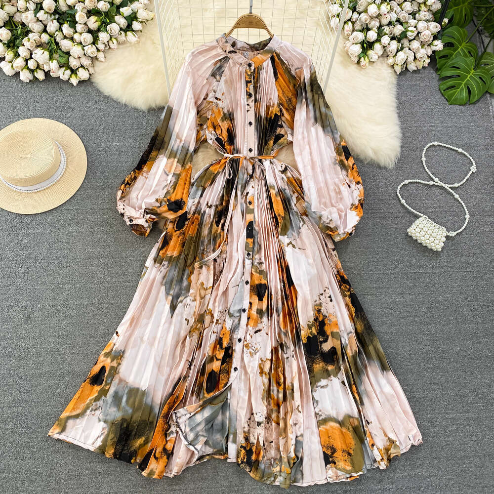 High End Light Luxury Temperament Lantern Sleeved Round Neck with Waistband for Slimming Effect, Single Breasted Printed Dress, Elegant Long Skirt