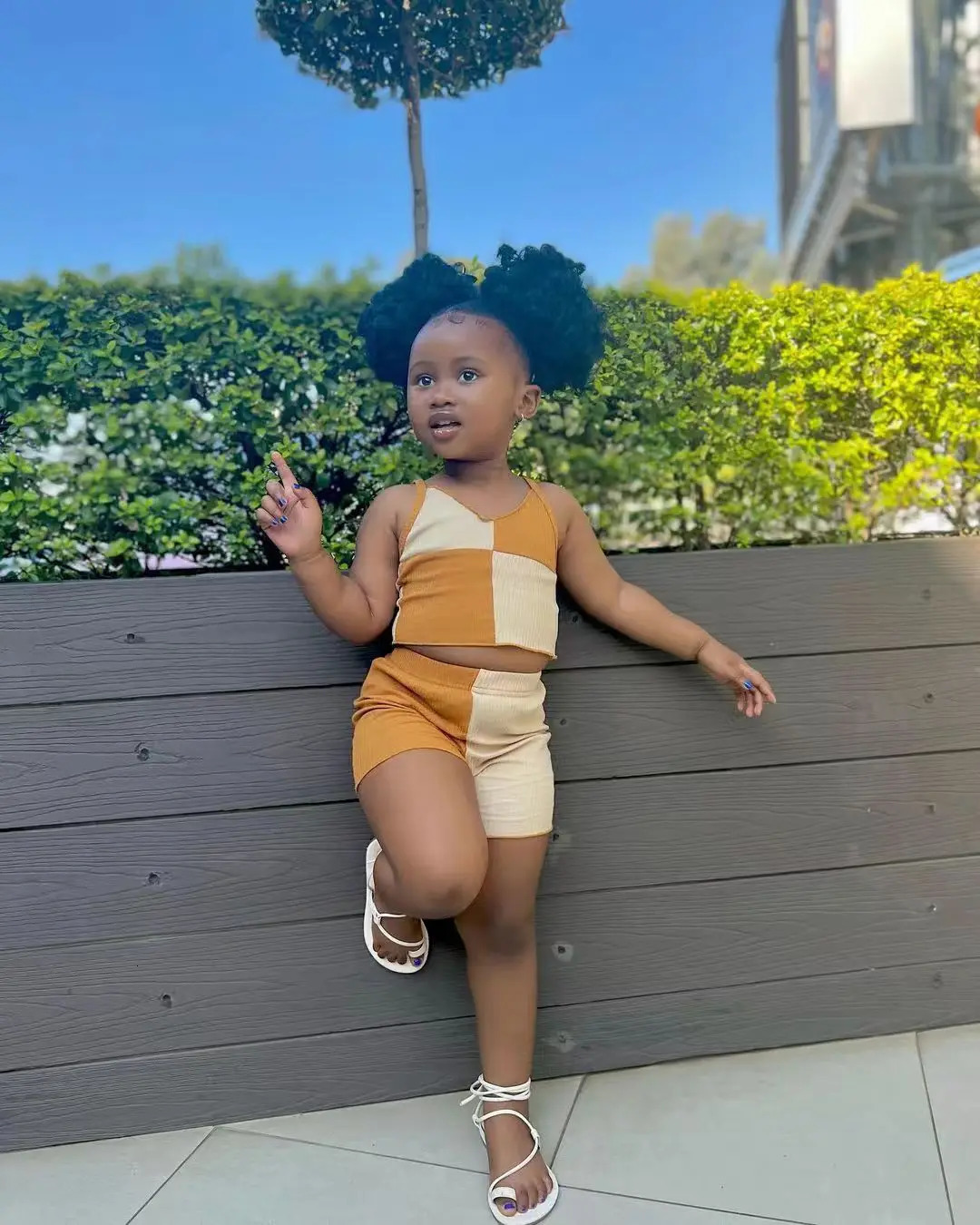 Kids Baby Childrens and girls clothing Summer color matching sleeveless suspenders backless shorts vest Casual set Age 3-8 240709