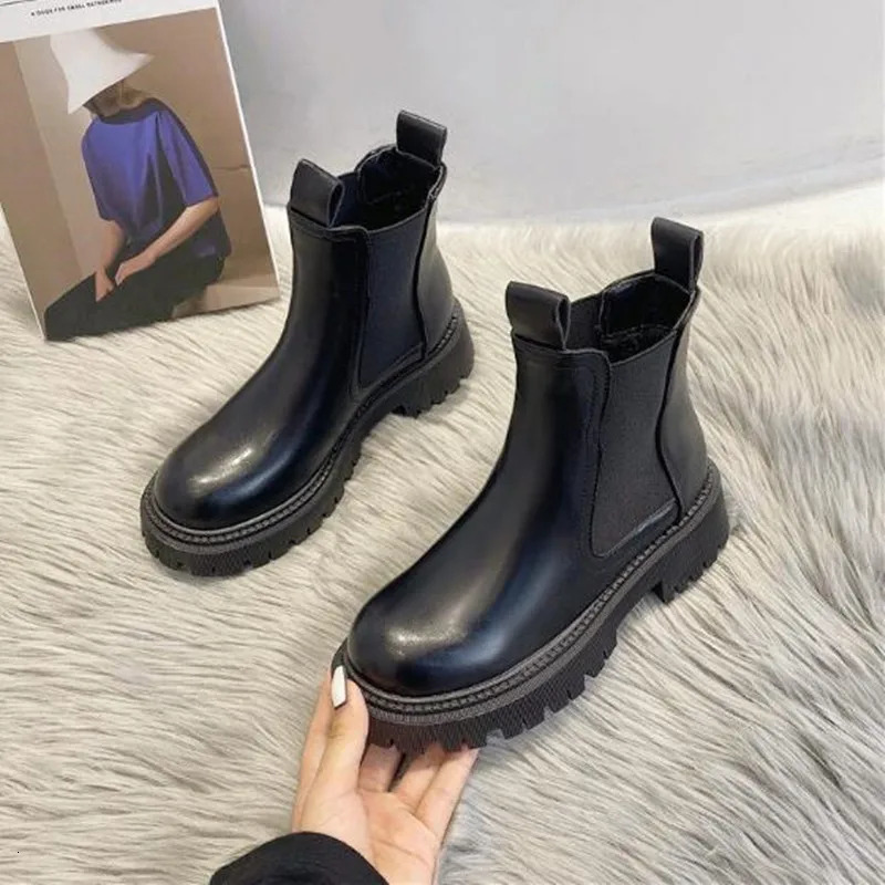 Autumn Winter Platform Brown Black Ankle Boots for Women Retro Fur Short Chunky Punk Shoes 240708
