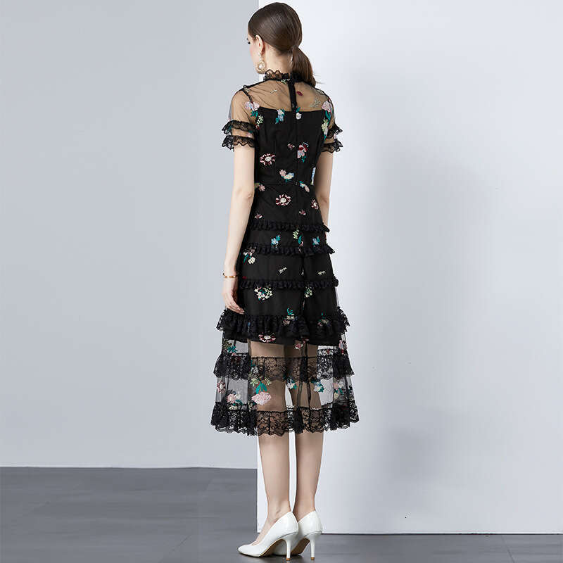 and Salt Skirt Summer 2024 New Womens Wear Fragmented Flower Mesh Fairy Dress Long Style Super Immortal Sweet Loose Novelty Lace Dress Oversize Dress