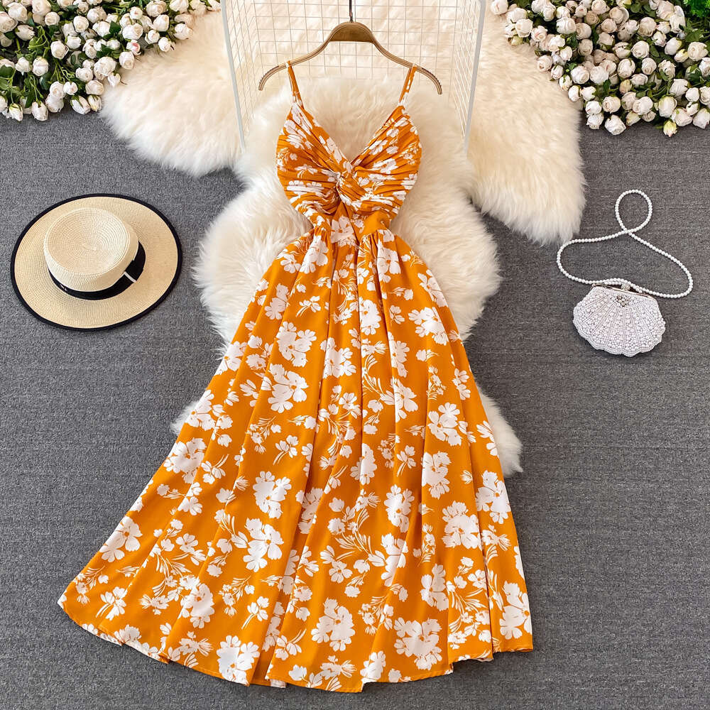 Sanya Bali Maldives Skirt Super Immortal Beach Vacation Big Swing Long V-neck A-line Strap Dress Loose Short Self-cultivation Waist BOHO DRESS Round N