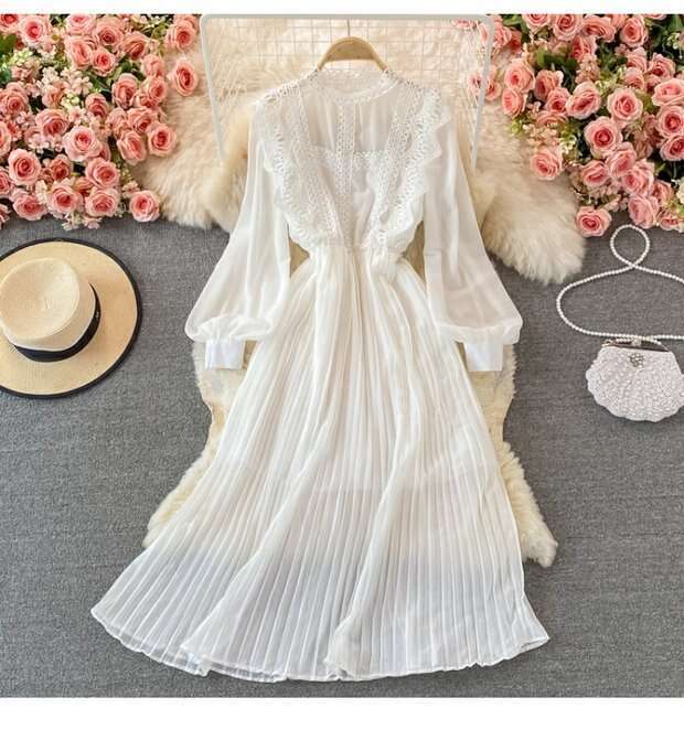 Dressed Lace Patchwork Pleated Chiffon Dress High Waisted and Slim Temperament, Featuring Long Skirt with A Large Hem Loose Waist Lace Dress BOHO DRES