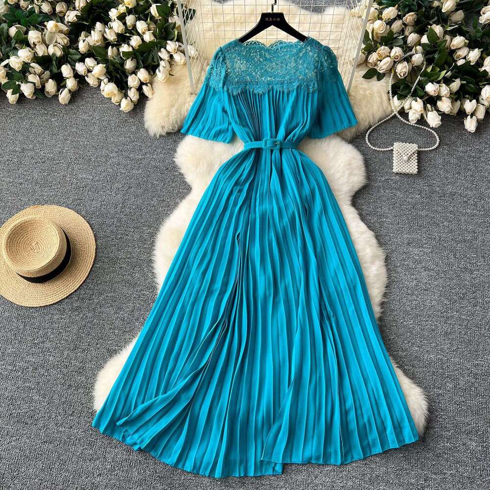 High End Lace Patchwork Pleated Dress for Women, French Elegance, Waist Reduction, Slimming Temperament, Knee Length Skirt Round Neck Dress BOHO DRESS