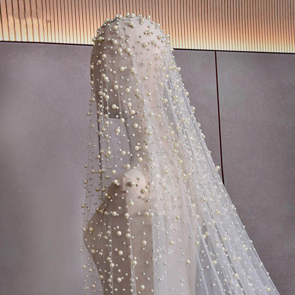 Gorgeous Wedding Veil More Pearls Beaded 3M Long Special Cut Cathedral Royal Bridal Veil with Comb Veil White Ivory Wedding Accessories