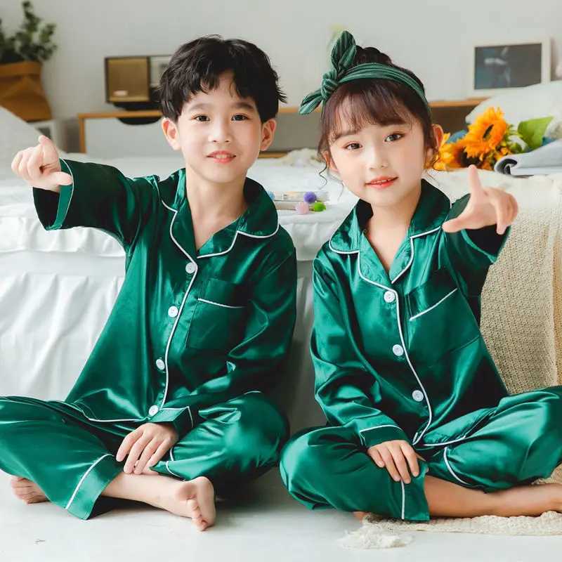 Childrens new two-piece set of family clothes boys and girls pajamas spring and autumn loose thin part ice silk home decorW240716