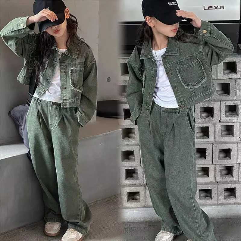 Clothing Sets Girls Spring and Autumn Set 2024 New Childrens Cowboy Top and Pants Fashion Korean Edition Girls Two Piece Set Kids Outfits