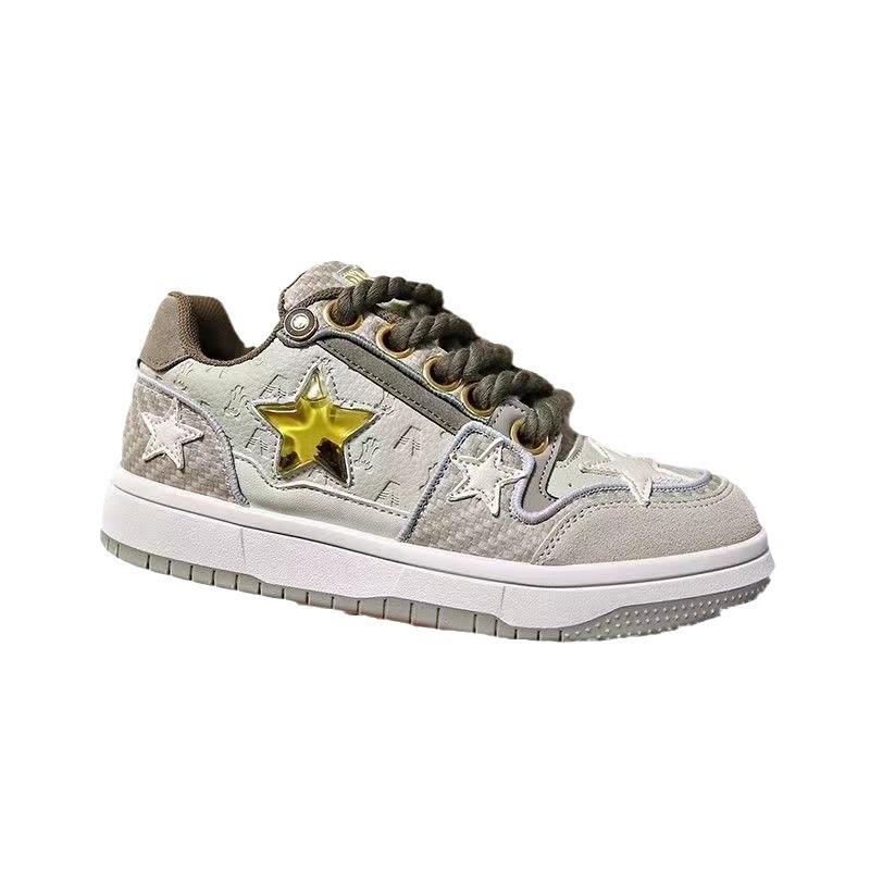 Thick soled star board shoes for women spring 2024 new lightweight casual shoes flat bottomed versatile white shoes free shipping